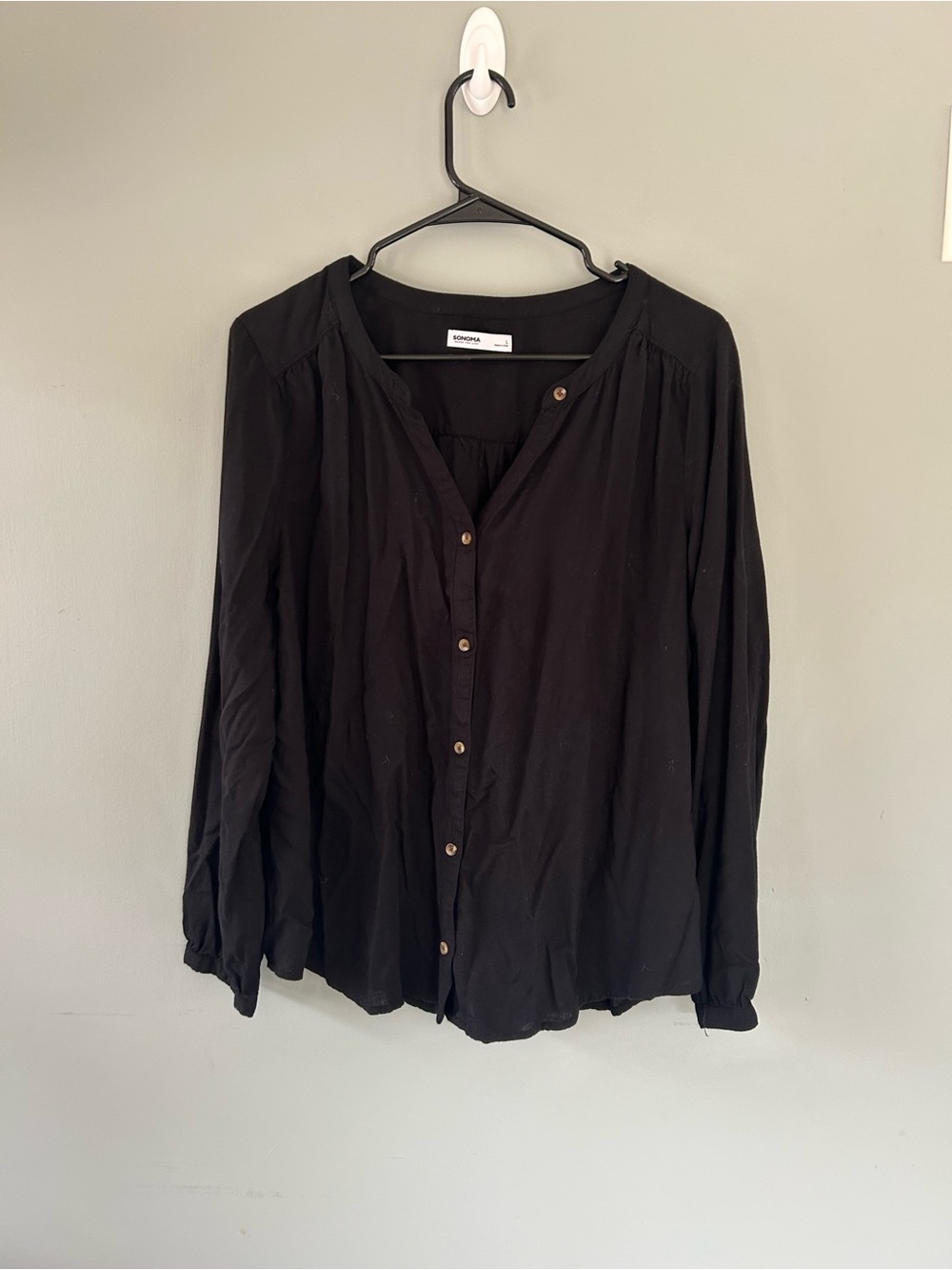 Sonoma Black Button-Front Long Sleeve Top